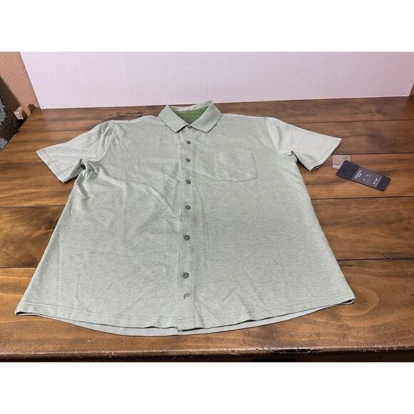 Fabletics Shirt Mens Size Large Green The Dash Short Sleeve Button Up Knit NEW - Picture 1 of 9